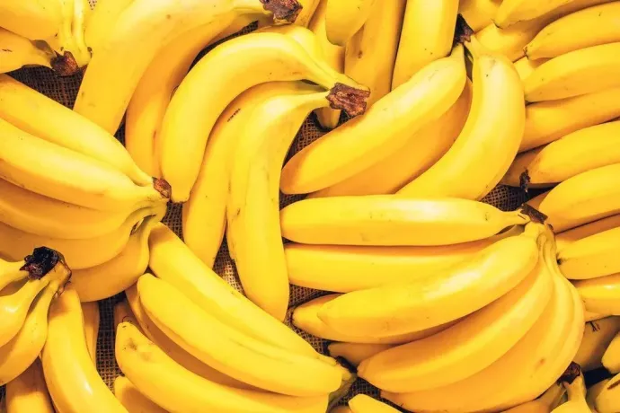 Worst Fruits for Weight Loss 4 Bananas
