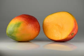 Worst Fruits for Weight Loss 1 mangoes